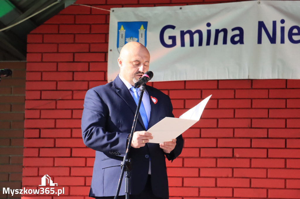 Fotorelacja: Dożynki Gminno-Parafialne w Niegowie cz. 1