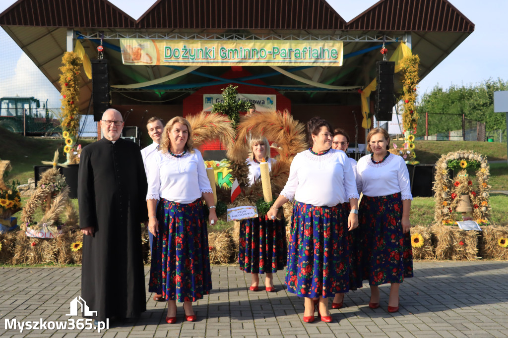 Fotorelacja: Dożynki Gminno-Parafialne w Niegowie cz. 1