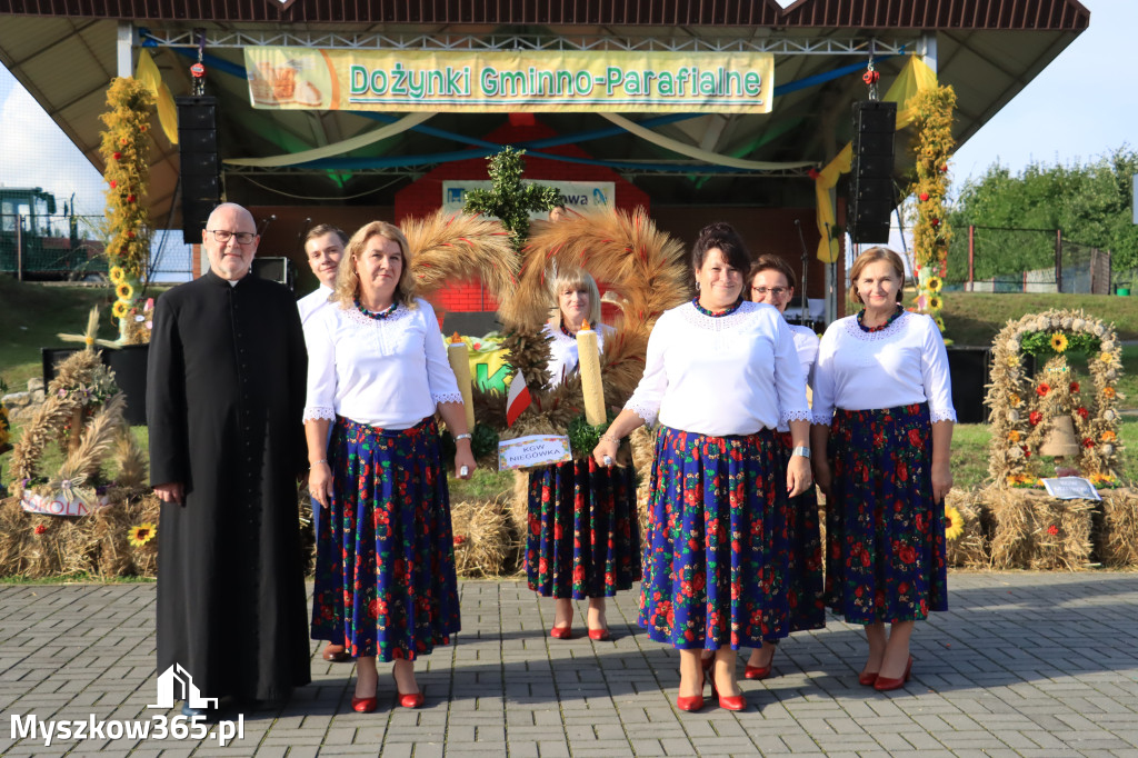 Fotorelacja: Dożynki Gminno-Parafialne w Niegowie cz. 1