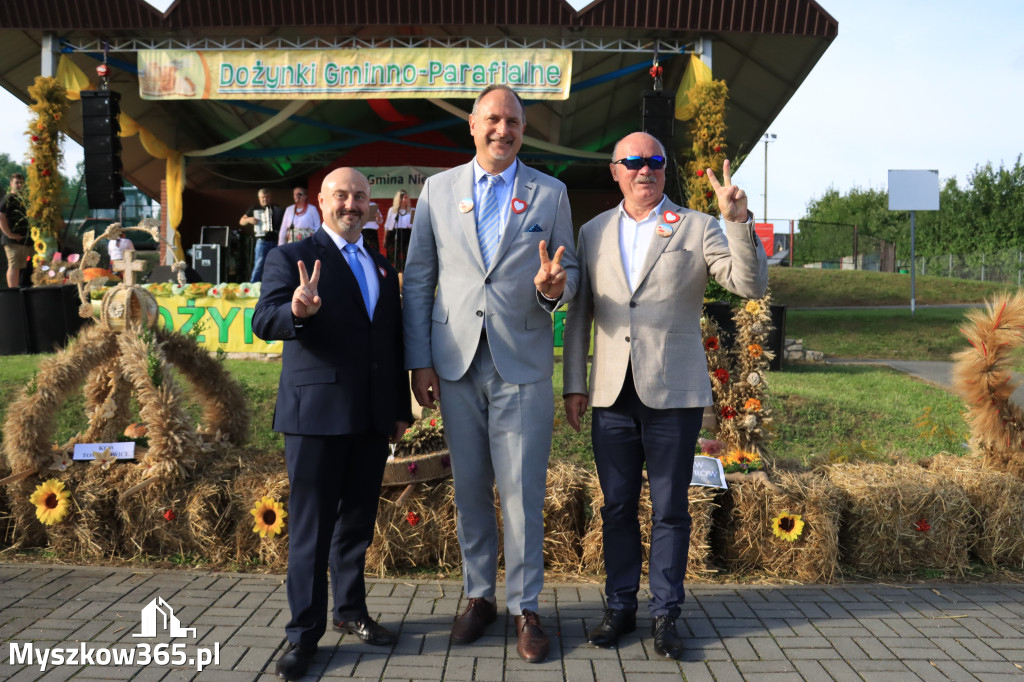 Fotorelacja: Dożynki Gminno-Parafialne w Niegowie cz. 1