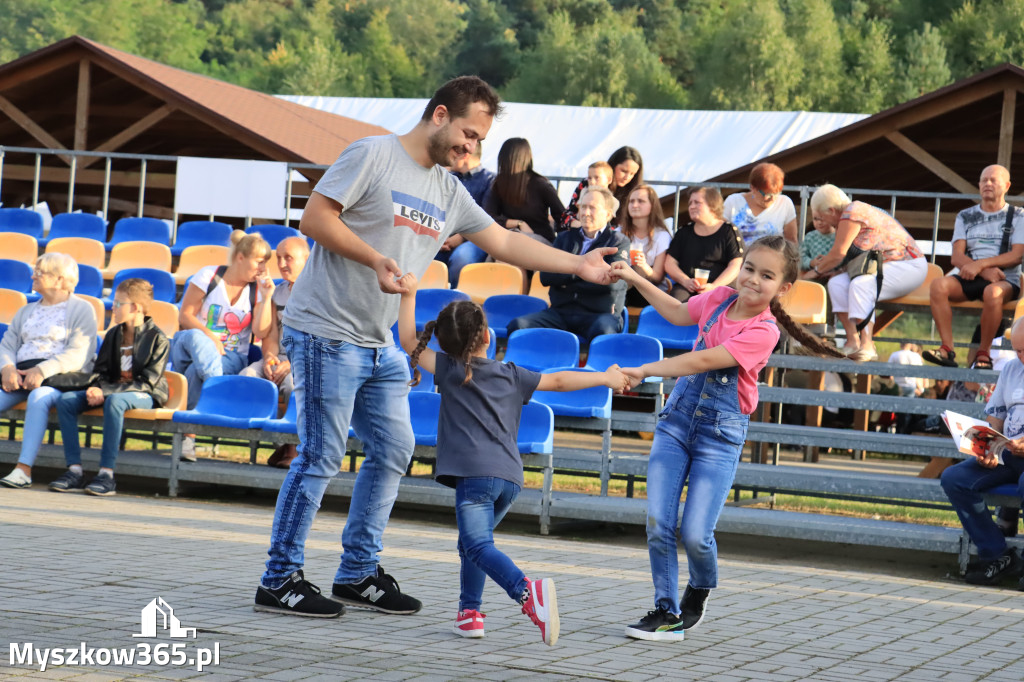 Fotorelacja: Dożynki Gminno-Parafialne w Niegowie cz. 2