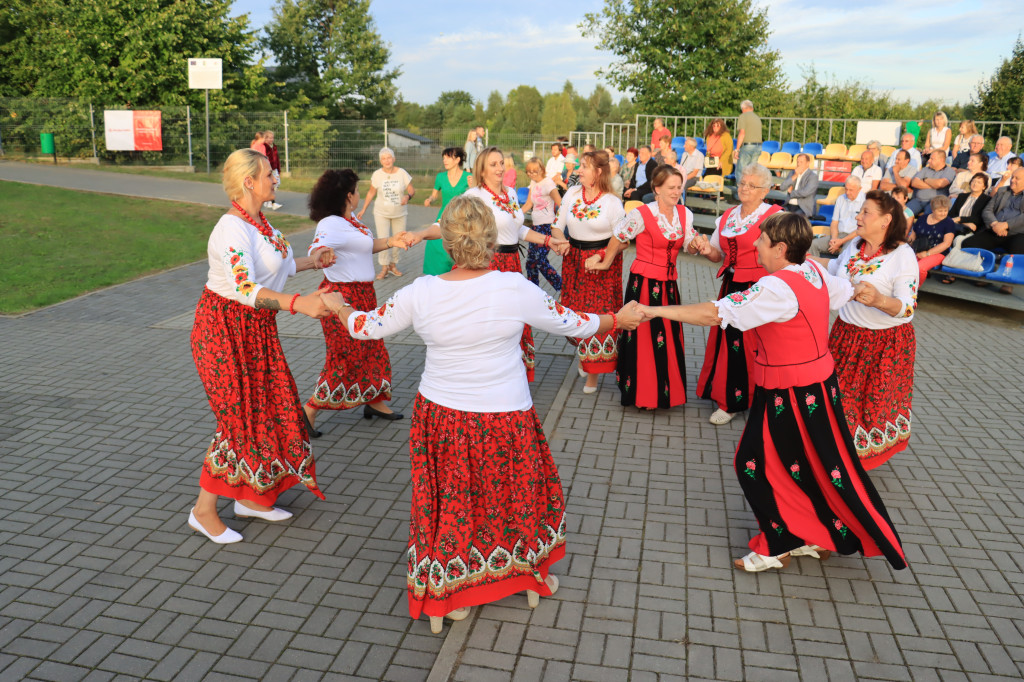 Fotorelacja: Dożynki Gminno-Parafialne w Niegowie cz. 2