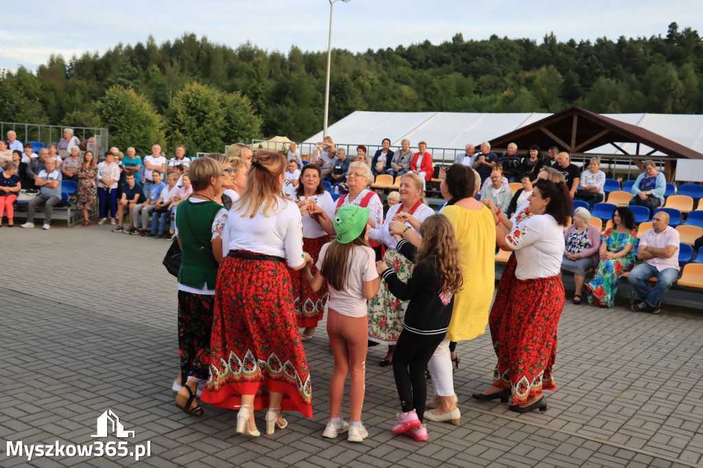 Fotorelacja: Dożynki Gminno-Parafialne w Niegowie cz. 2