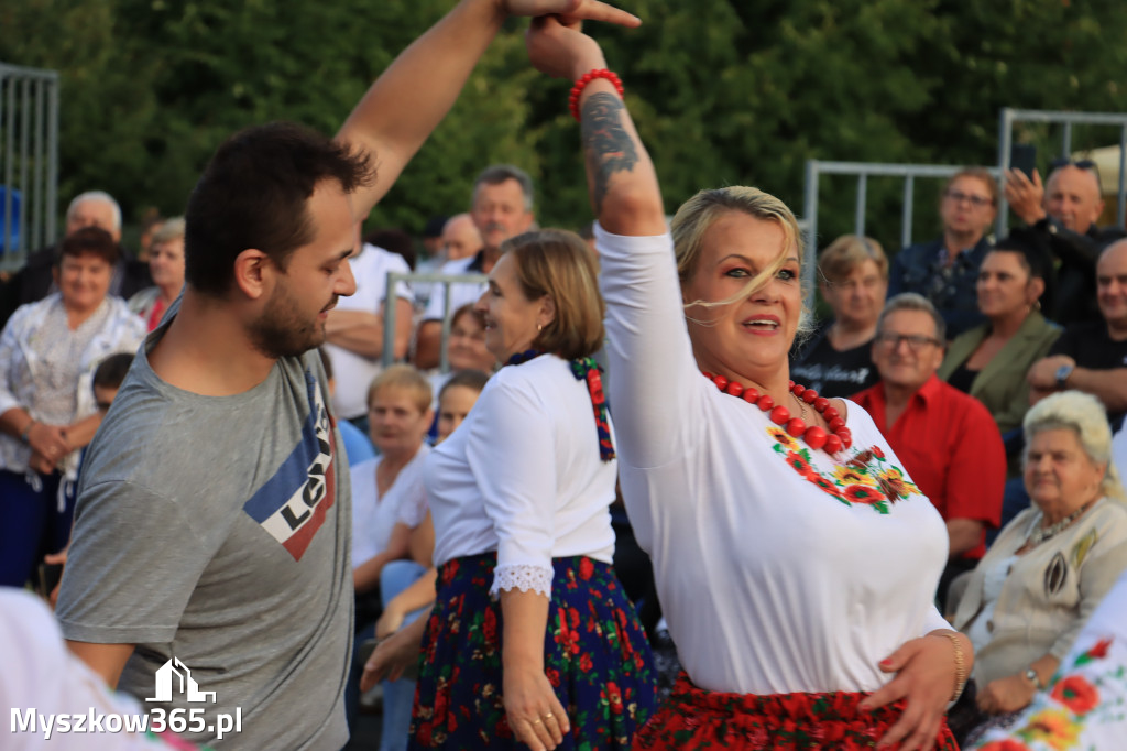 Fotorelacja: Dożynki Gminno-Parafialne w Niegowie cz. 2