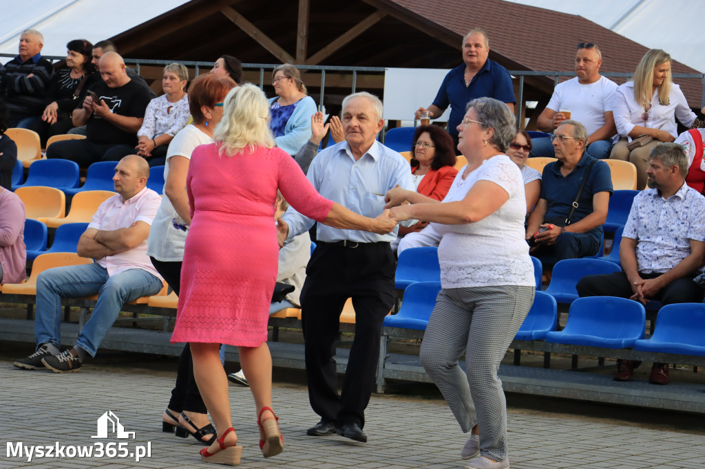 Fotorelacja: Dożynki Gminno-Parafialne w Niegowie cz. 2