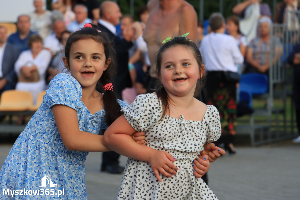 Fotorelacja: Dożynki Gminno-Parafialne w Niegowie cz. 2