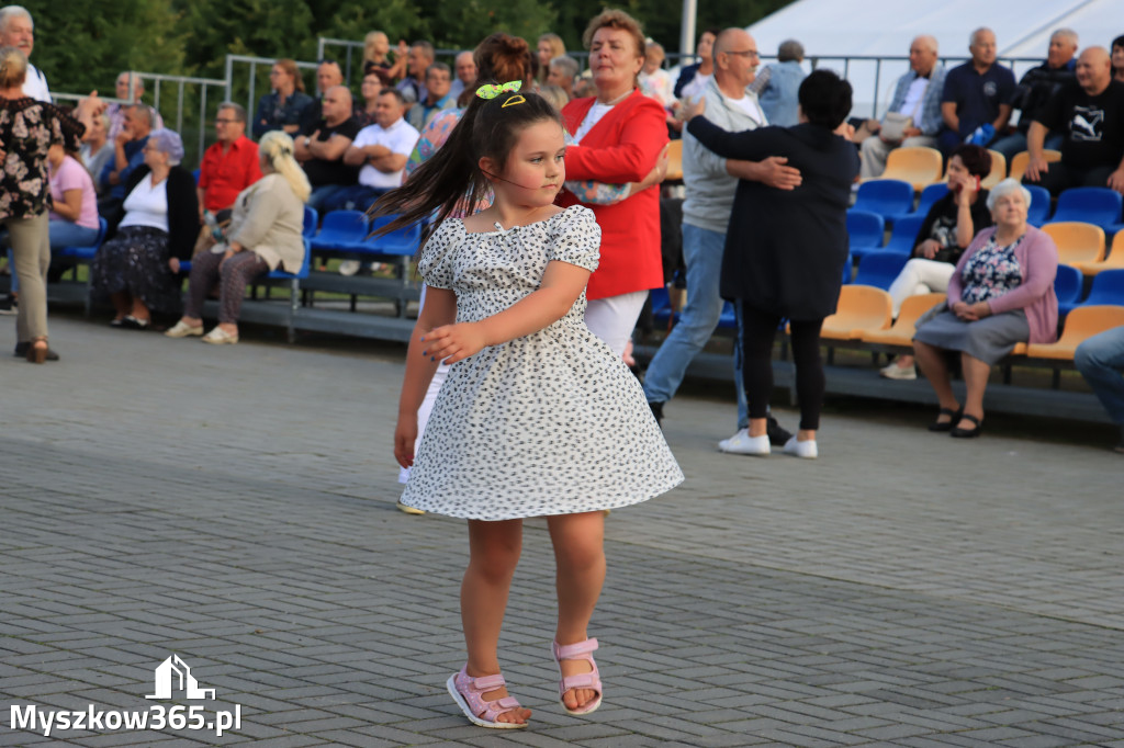 Fotorelacja: Dożynki Gminno-Parafialne w Niegowie cz. 2