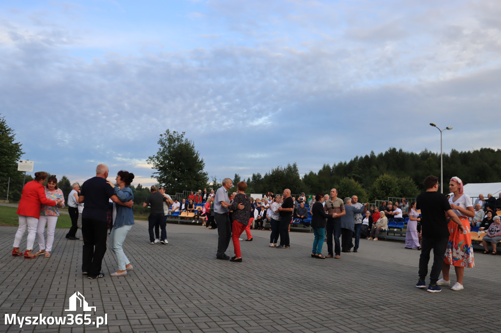 Fotorelacja: Dożynki Gminno-Parafialne w Niegowie cz. 2