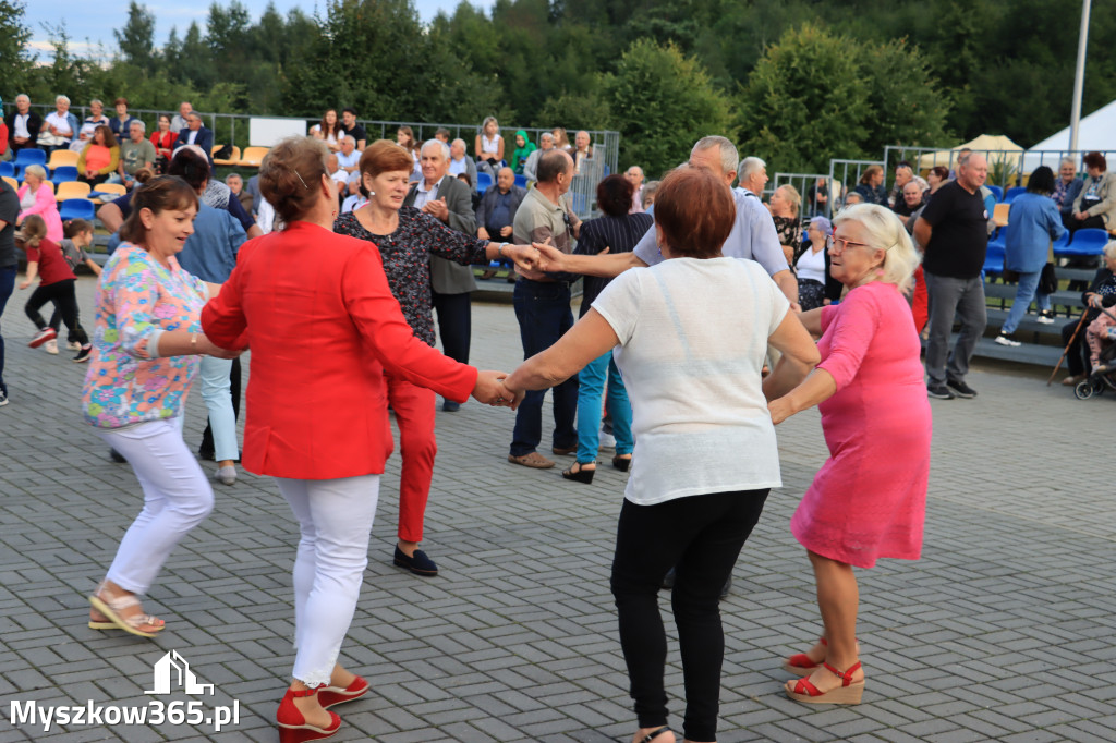 Fotorelacja: Dożynki Gminno-Parafialne w Niegowie cz. 2