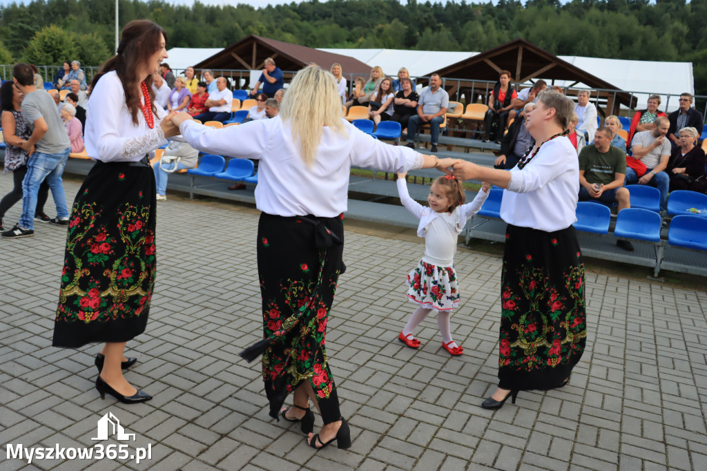 Fotorelacja: Dożynki Gminno-Parafialne w Niegowie cz. 2