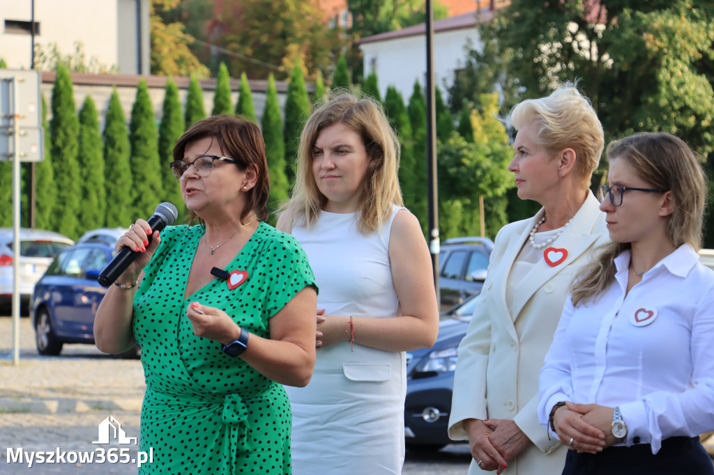 Fotorelacja: KOBIETY NA WYBORY - Myszków.