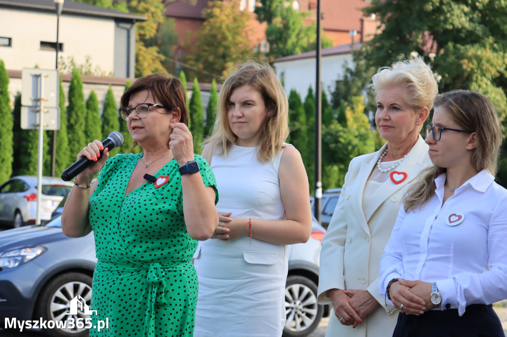 Fotorelacja: KOBIETY NA WYBORY - Myszków.
