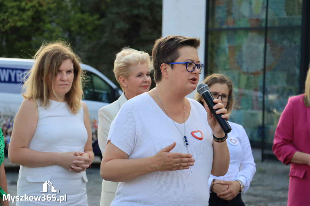 Fotorelacja: KOBIETY NA WYBORY - Myszków.