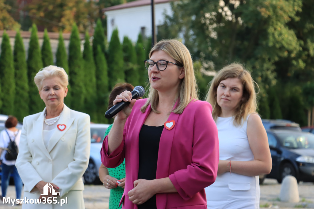 Fotorelacja: KOBIETY NA WYBORY - Myszków.