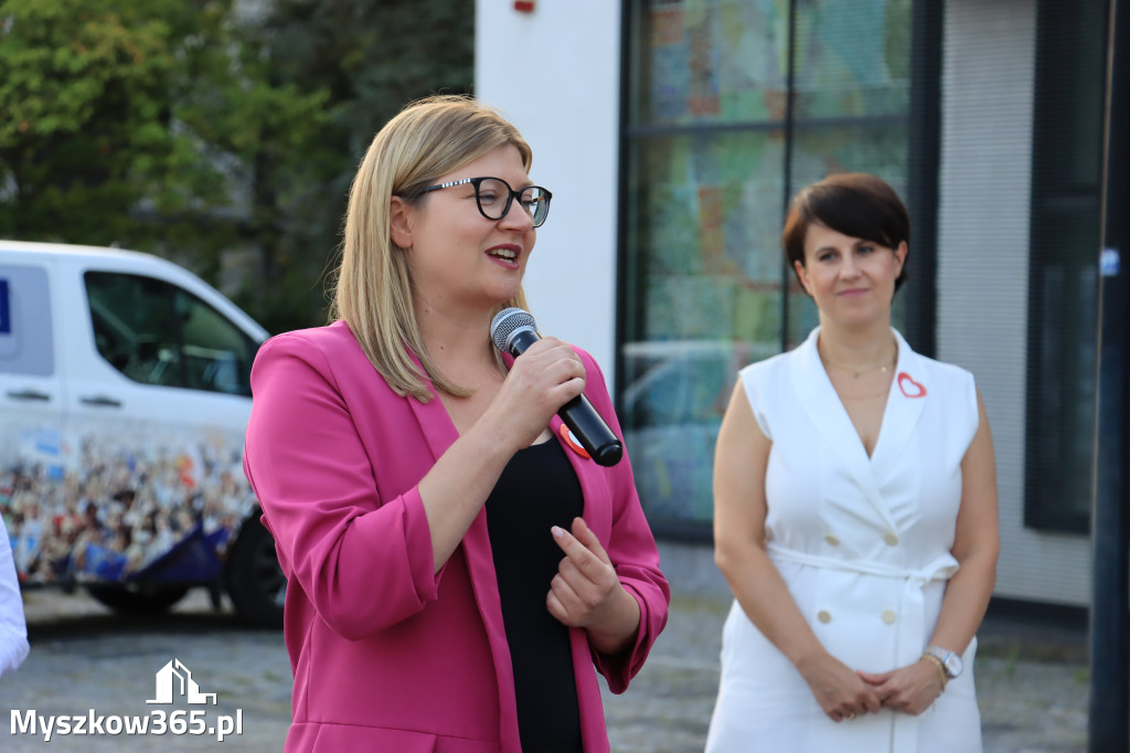 Fotorelacja: KOBIETY NA WYBORY - Myszków.