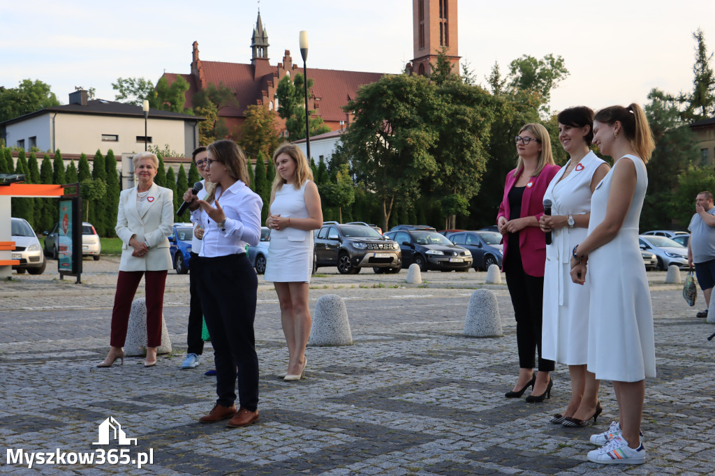 Fotorelacja: KOBIETY NA WYBORY - Myszków.