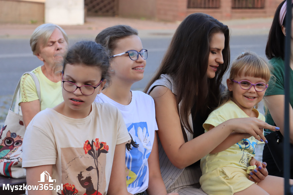 Fotorelacja: KOBIETY NA WYBORY - Myszków.