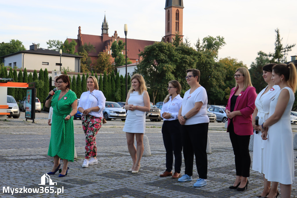Fotorelacja: KOBIETY NA WYBORY - Myszków.