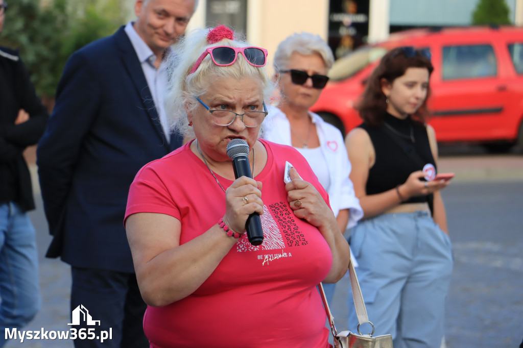 Fotorelacja: KOBIETY NA WYBORY - Myszków.