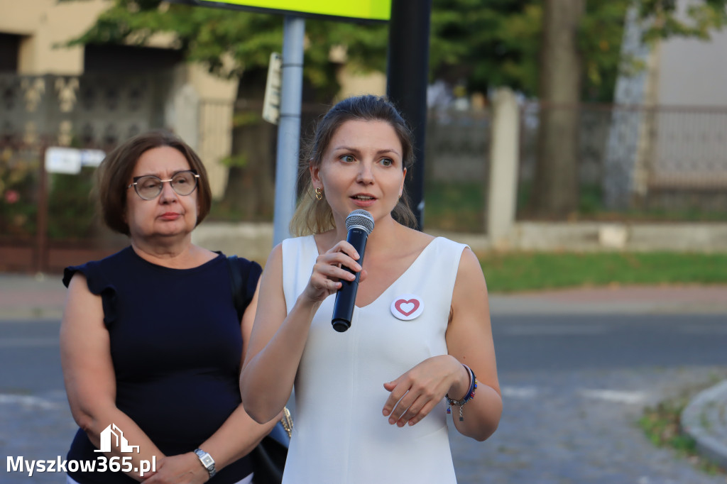 Fotorelacja: KOBIETY NA WYBORY - Myszków.