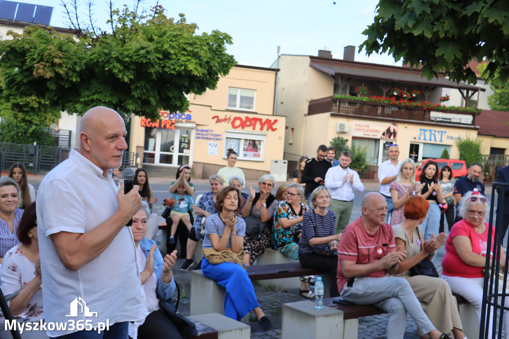 Fotorelacja: KOBIETY NA WYBORY - Myszków.