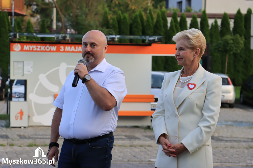 Fotorelacja: KOBIETY NA WYBORY - Myszków.