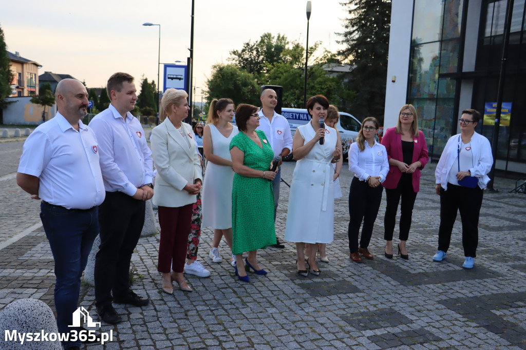 Fotorelacja: KOBIETY NA WYBORY - Myszków.