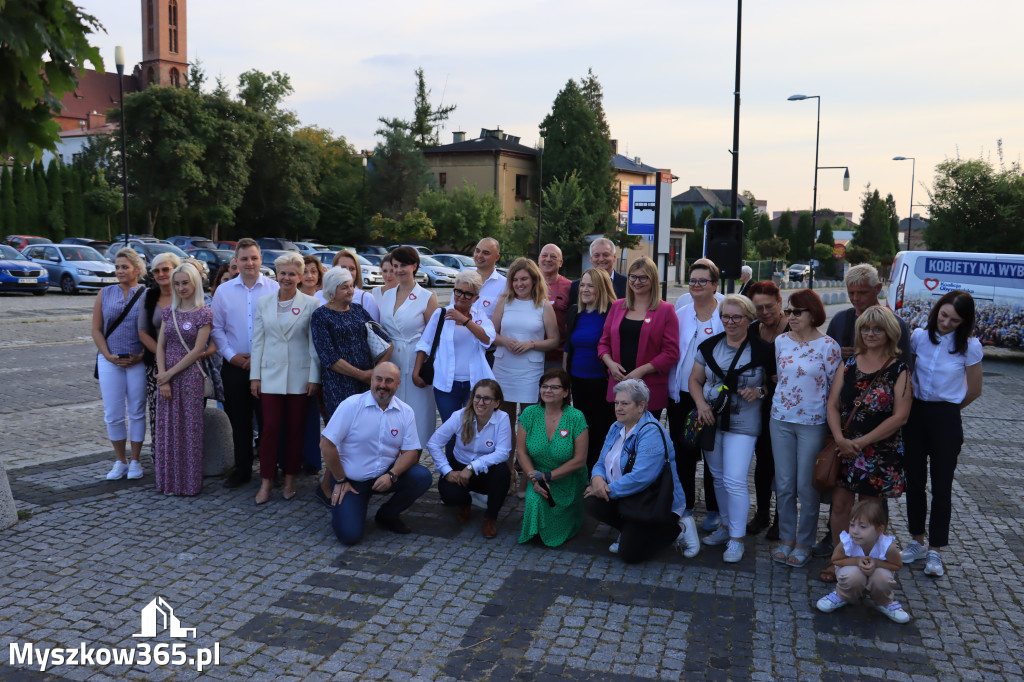 Fotorelacja: KOBIETY NA WYBORY - Myszków.
