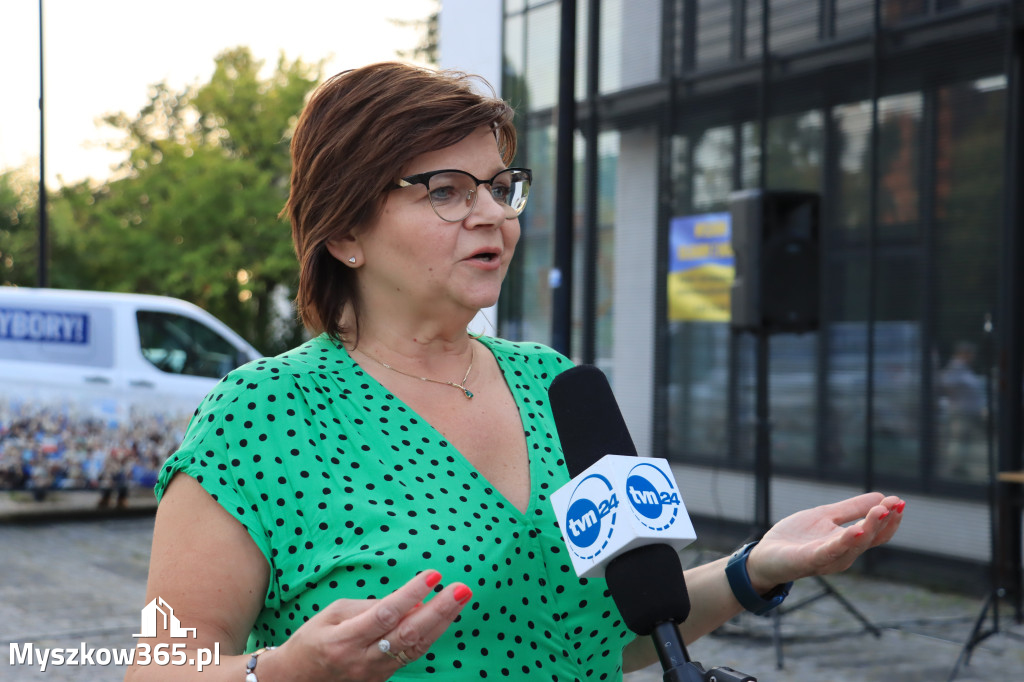 Fotorelacja: KOBIETY NA WYBORY - Myszków.