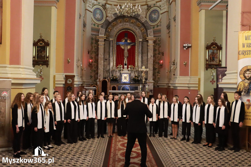 Fotorelacja: Przesłuchania w Koziegłówkach - XII Festiwalu Pieśni Maryjnej