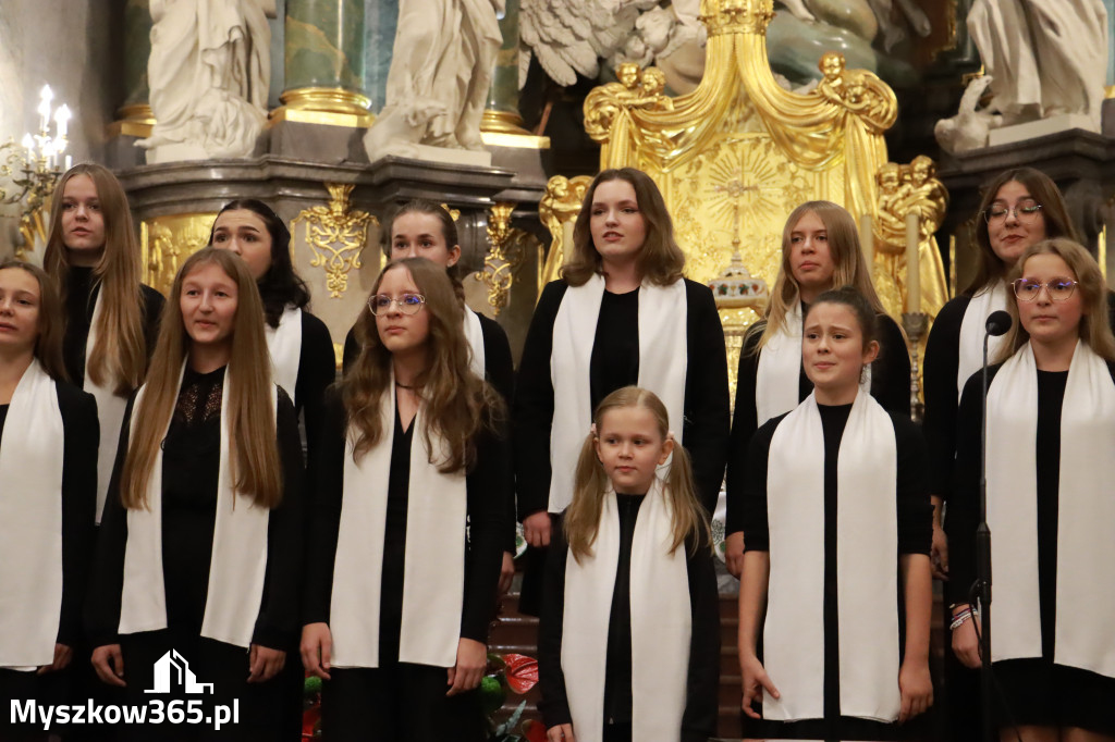 Fotorelacja I: XII Międzynarodowy Festiwal Pieśni Maryjnej Częstochowa - Koziegłowy
