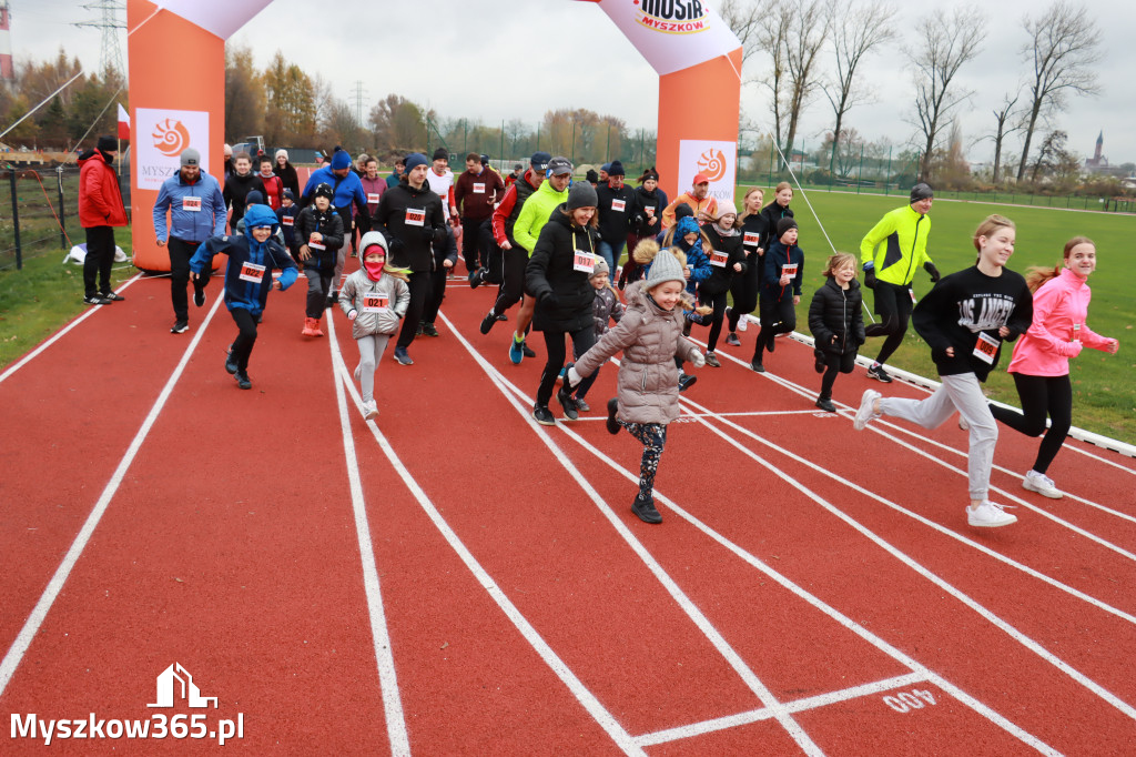 Fotorelacja: 9 BIEG PO ZDROWIE – 12 listopada 2023 r. z okazji ODZYSKANIA NIEPODLEGŁOŚCI