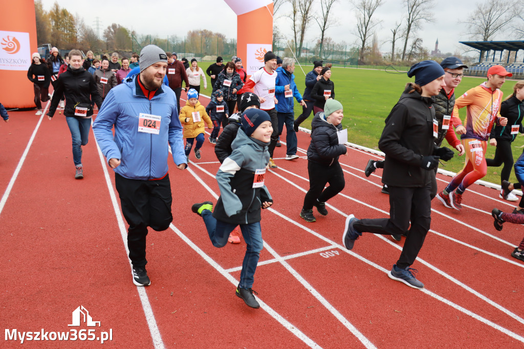 Fotorelacja: 9 BIEG PO ZDROWIE – 12 listopada 2023 r. z okazji ODZYSKANIA NIEPODLEGŁOŚCI