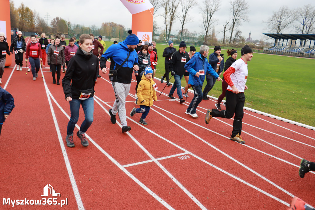 Fotorelacja: 9 BIEG PO ZDROWIE – 12 listopada 2023 r. z okazji ODZYSKANIA NIEPODLEGŁOŚCI