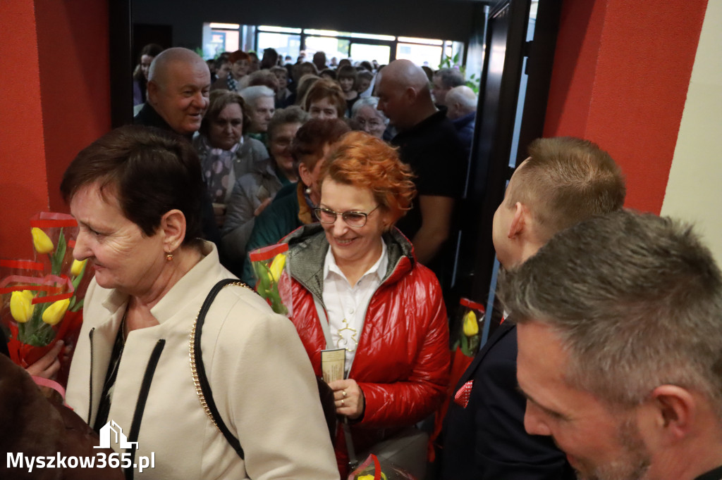 Fotorelacja: Dzień Kobiet w Koziegłowach.
