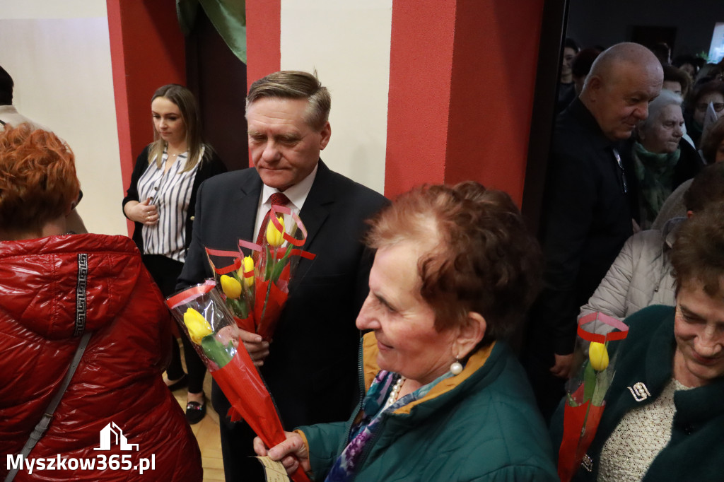 Fotorelacja: Dzień Kobiet w Koziegłowach.