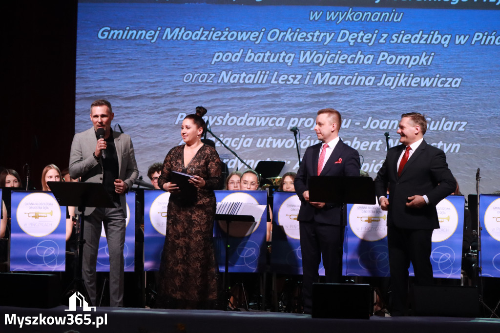 Fotorelacja: Dzień Kobiet w Koziegłowach.
