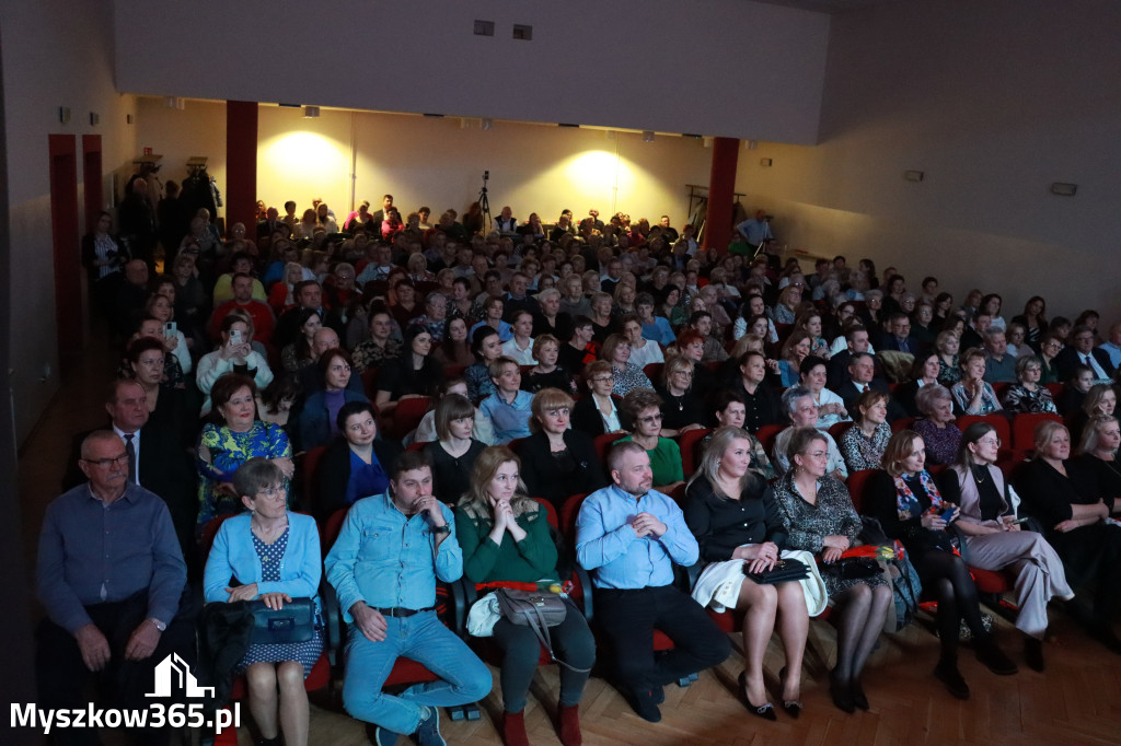 Fotorelacja: Dzień Kobiet w Koziegłowach.