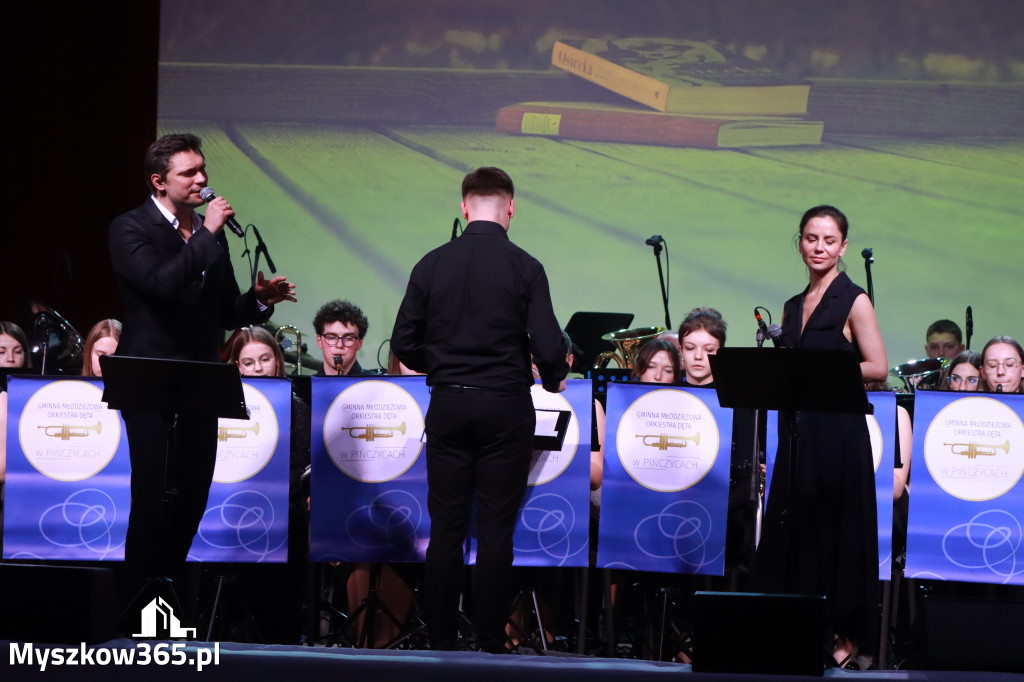 Fotorelacja: Dzień Kobiet w Koziegłowach.