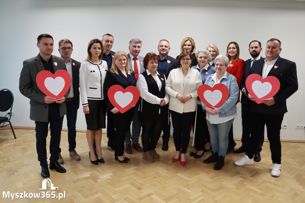 Fotorelacja Myszków:  Spotkanie kandydatów do Rady Miasta i Powiatu z Minister Izabelą Leszczyną.