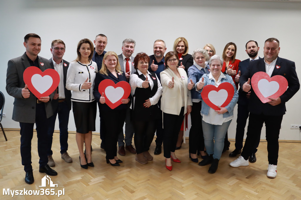 Fotorelacja Myszków:  Spotkanie kandydatów do Rady Miasta i Powiatu z Minister Izabelą Leszczyną.