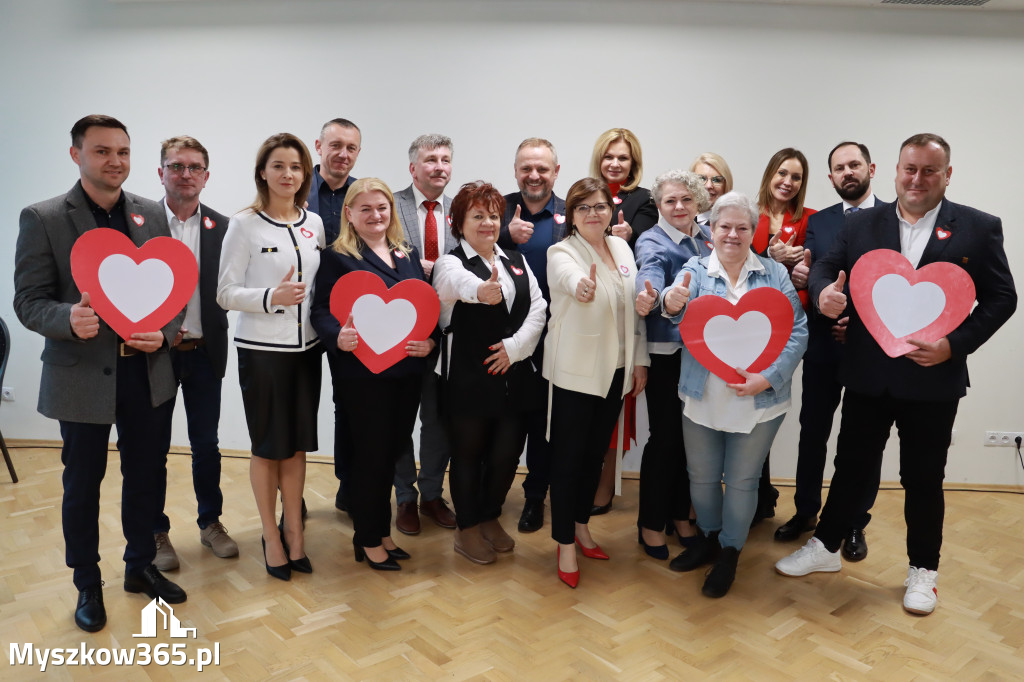 Fotorelacja Myszków:  Spotkanie kandydatów do Rady Miasta i Powiatu z Minister Izabelą Leszczyną.