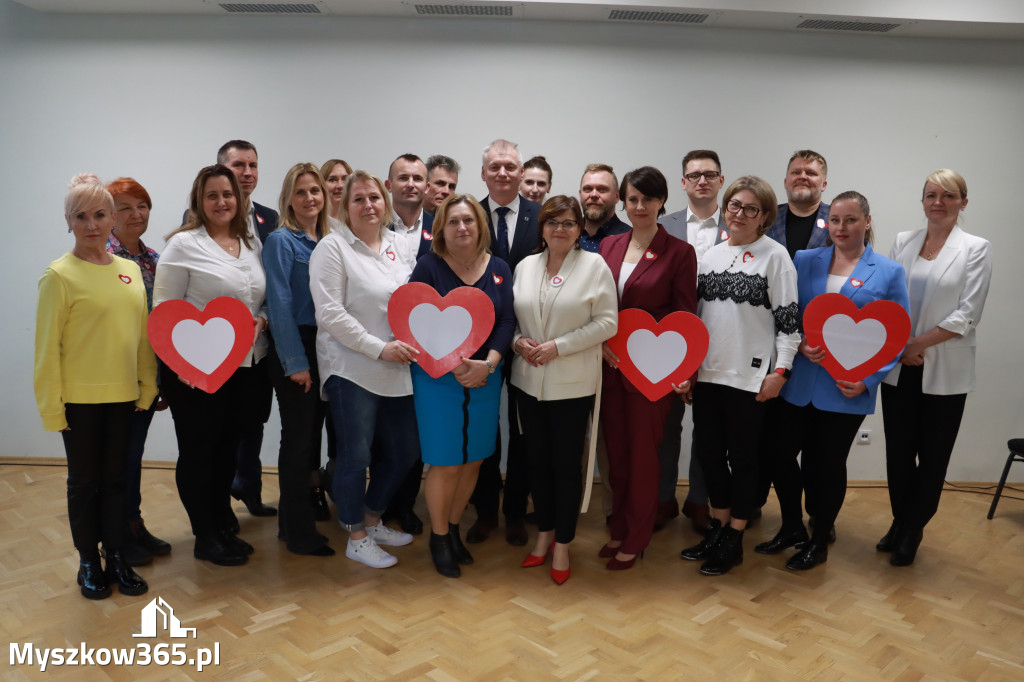 Fotorelacja Myszków:  Spotkanie kandydatów do Rady Miasta i Powiatu z Minister Izabelą Leszczyną.