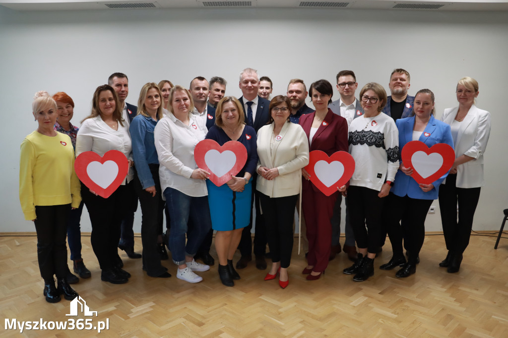 Fotorelacja Myszków:  Spotkanie kandydatów do Rady Miasta i Powiatu z Minister Izabelą Leszczyną.