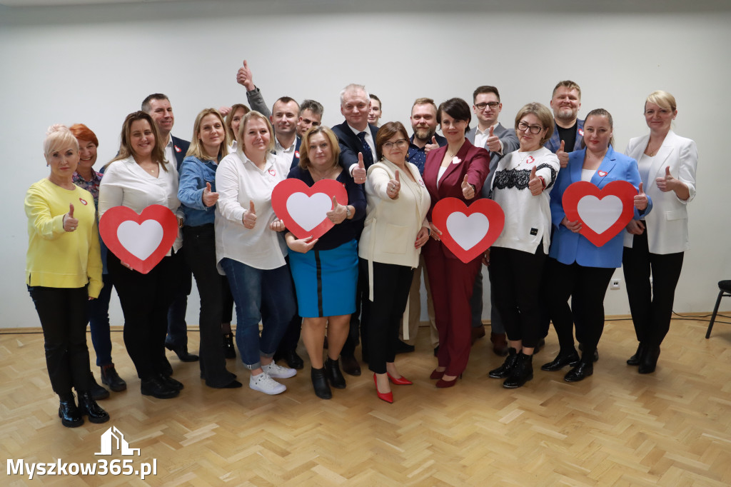 Fotorelacja Myszków:  Spotkanie kandydatów do Rady Miasta i Powiatu z Minister Izabelą Leszczyną.