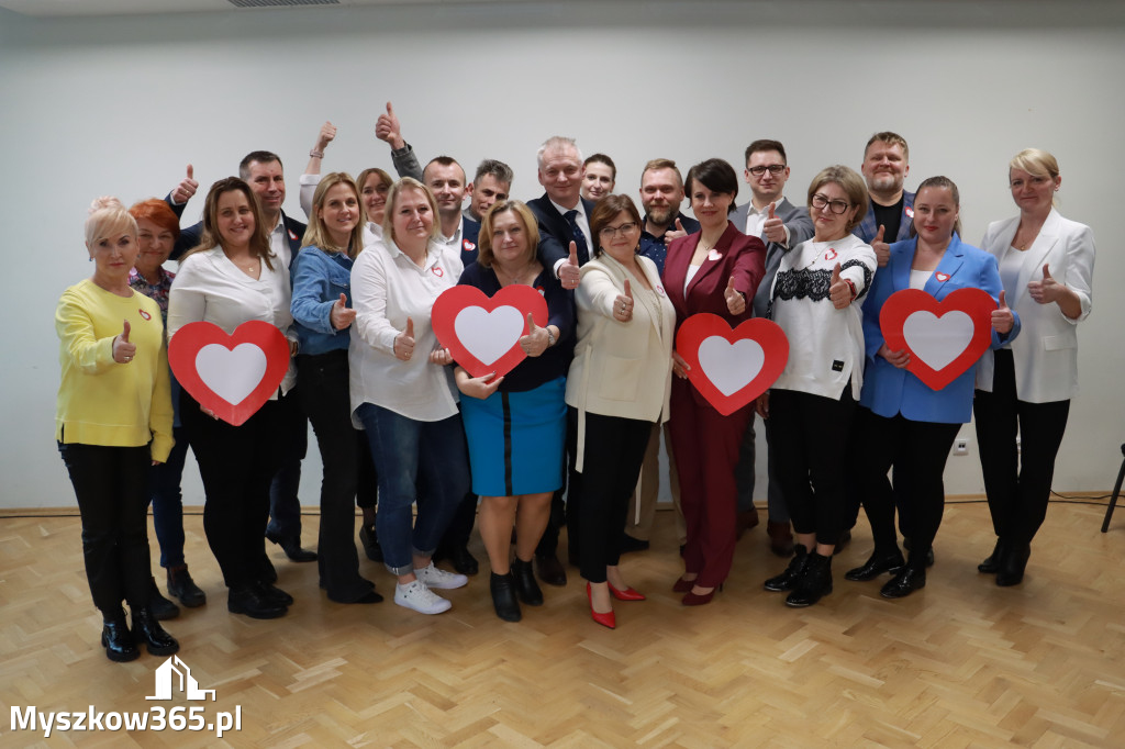 Fotorelacja Myszków:  Spotkanie kandydatów do Rady Miasta i Powiatu z Minister Izabelą Leszczyną.