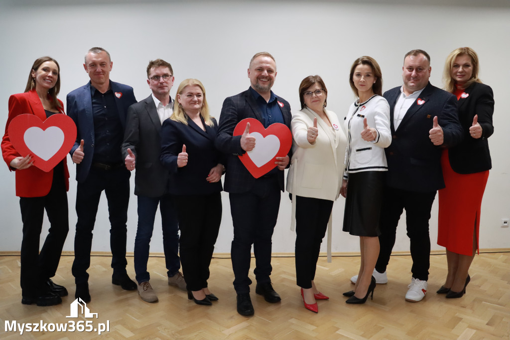 Fotorelacja Myszków:  Spotkanie kandydatów do Rady Miasta i Powiatu z Minister Izabelą Leszczyną.