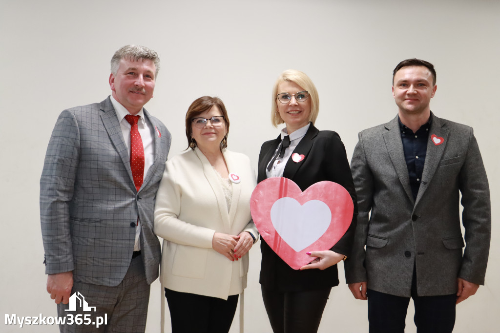 Fotorelacja Myszków:  Spotkanie kandydatów do Rady Miasta i Powiatu z Minister Izabelą Leszczyną.