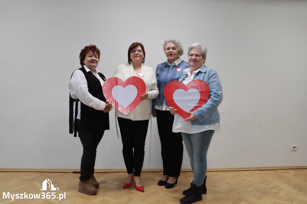 Fotorelacja Myszków:  Spotkanie kandydatów do Rady Miasta i Powiatu z Minister Izabelą Leszczyną.