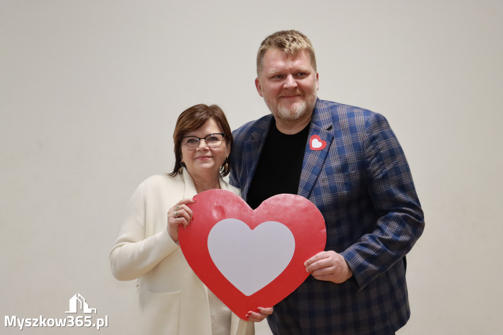 Fotorelacja Myszków:  Spotkanie kandydatów do Rady Miasta i Powiatu z Minister Izabelą Leszczyną.